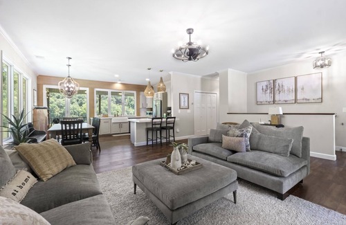 Greenville - Spartanburg House | Exceptional 3BR Retreat on Lake Saluda with Kayaks