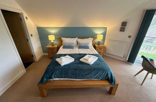 St Austell House | Family-Friendly 4 Bedroom New England Villa - Trewhiddle V10