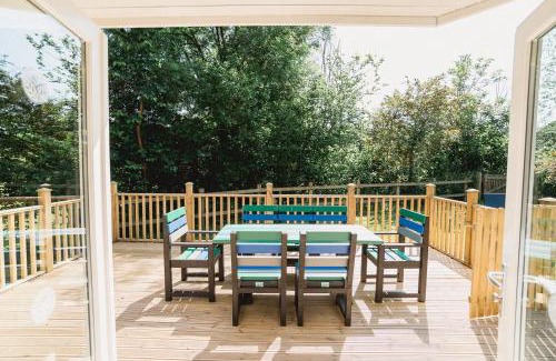 St Austell House | Family-Friendly 4 Bedroom New England Villa - Trewhiddle V10