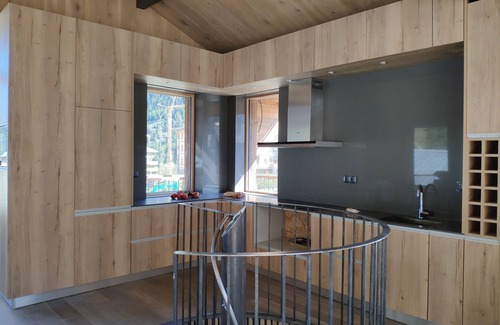 Les Boisses Ski Chalet | Premier Ski-In, Ski-Out Chalet on Tignes Slopes - 10/10 Rated