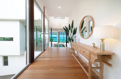 Airlie Beach House | Luxurious 5-bed home with pool, nestled in a private estate with ocean views