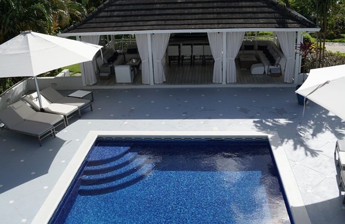 Sandy Lane Villa | Spacious 5-Bedroom Mansion with Ocean Views and Pool