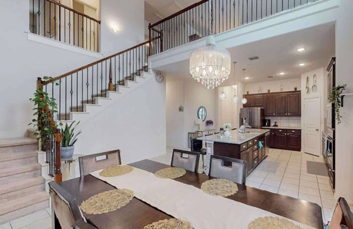 Keller House | Elegant 5-Bedroom Retreat with Pool and Ocean View