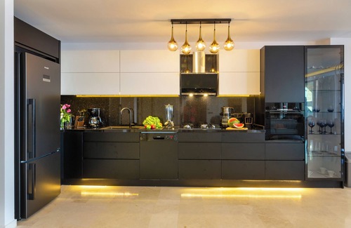 Kalkan Villa | Luxurious 6-bedroom villa with WiFi, AC in brilliant Kalkan WE1