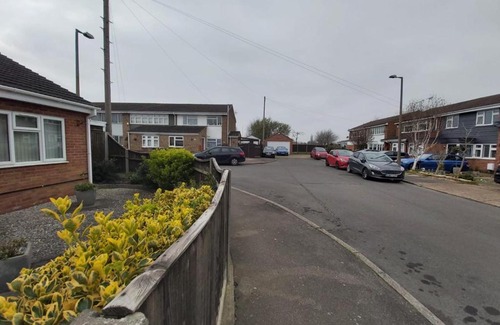 Tilbury Villa | Beautiful Home for Extended Stays - Guest Rated 10/10