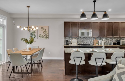 Ottawa Division House | Stunning House with Pool and Pet-Friendly Amenities
