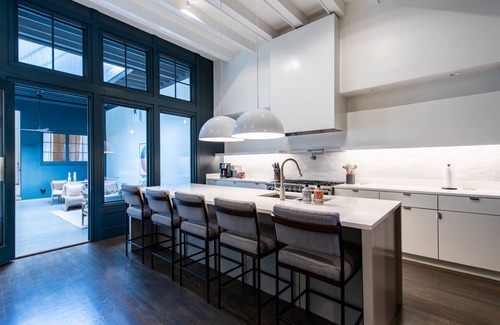 Downtown Louisville House | Urban Retreat with Spa & Hot Tub in Bourbon Trail