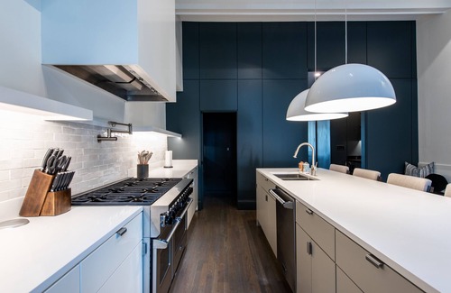Downtown Louisville House | Urban Retreat with Spa & Hot Tub in Bourbon Trail