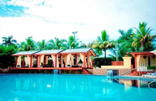 Paramaribo Villa | Prestigious Hotel in Suriname with Spa and Pet-Friendly Options