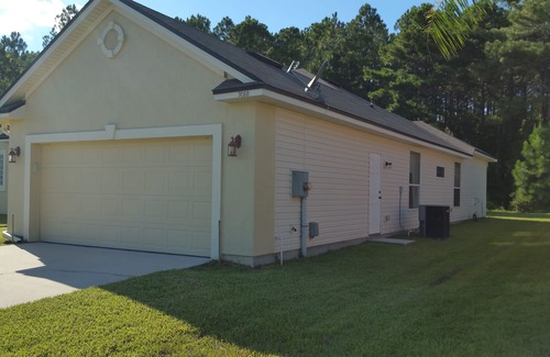 Jacksonville House | Guest Rated 9.6: Ideal Westside Family House with Pool