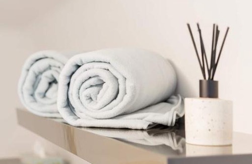 Roßau Apartment | Family-Friendly Retreat Steps from City Center - Rated 9/10