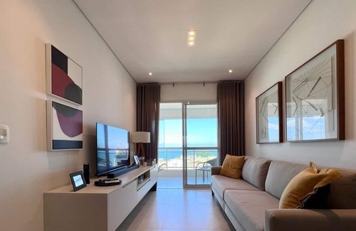 Santos Apartment | Elegant Apartment with Beach Views and Spa - Marea 213