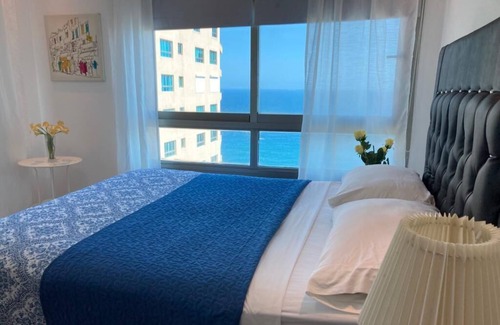 San Geronimo Apartment | Oceanfront Apartment with Caribbean Views & Top Amenities