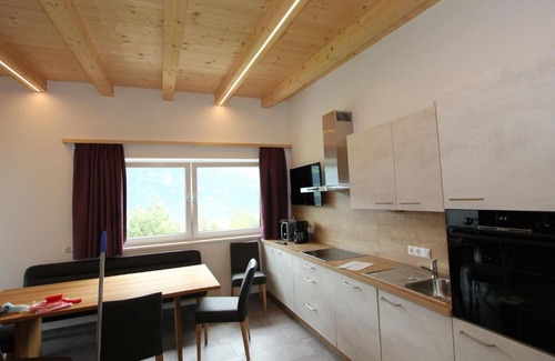 Fuegenberg Apartment | Elegant Apartment in F genberg with Sauna and Hot Tub