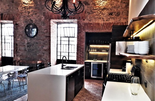 Puebla Historic Center Apartment | Historic Downtown Puebla Apartment with Spa & Breakfast