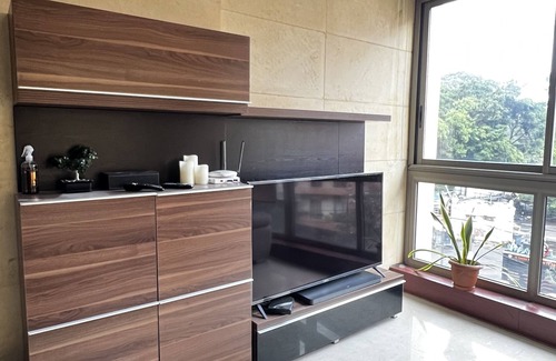 Beirut Apartment | Stylish Apartment on Mar Mkhayel Street Near Exciting Nightlife