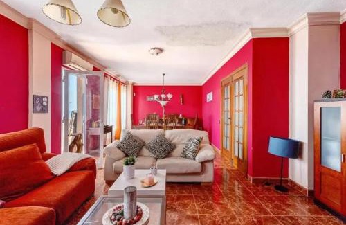 Radazul Apartment | Seaside Apartment in Radazul with Family-Friendly Amenities