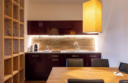 Lagundo Apartment | Luxurious apartment on the sunny slopes of Merano. Pets allowed!