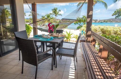 Red Hook Apartment | Luxurious Beachfront Condo! Paradise at your toes