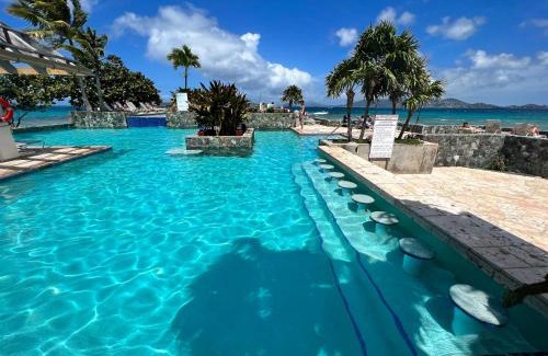 Red Hook Apartment | Luxurious Beachfront Condo! Paradise at your toes