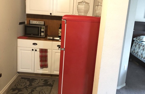 Socorro Apartment | Cozy Big Tiny House - Ideal for Family Getaways