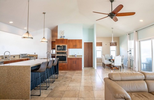 Kapoho Villa | Outstanding Blue Horizon Villa with Ocean View & Spa