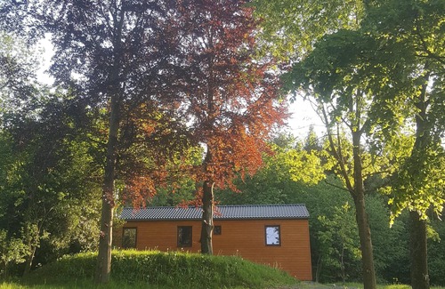Roumont Ski Chalet | Chalet Retreat Surrounded by Lush Greenery - Guest Rated 9.8