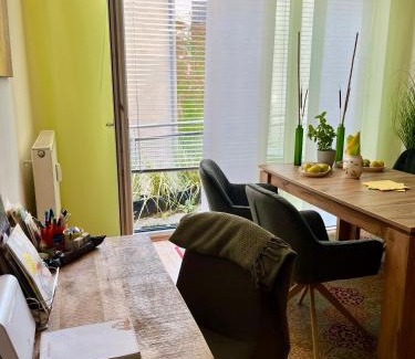 Leopoldstadt Apartment | Elegant City Apartment with Pool, Terrace, and Garage