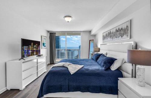 Downtown Miami Apartment | Elegant Oceanfront Condo in Brickell - Guest Rated 10/10