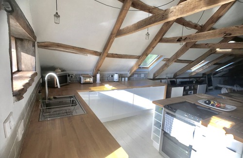 Plonevez-du-Faou House | Beautiful Country House with Ocean View and Spa Amenities