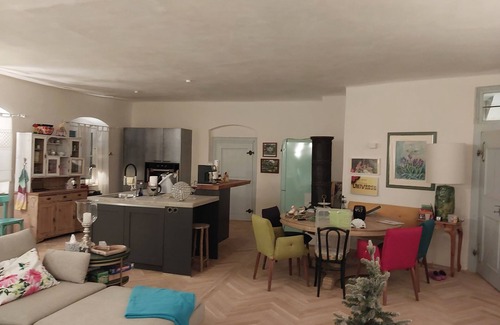 Neuburg an der Kammel Apartment | Luxurious family apartment in the countryside in a historic building