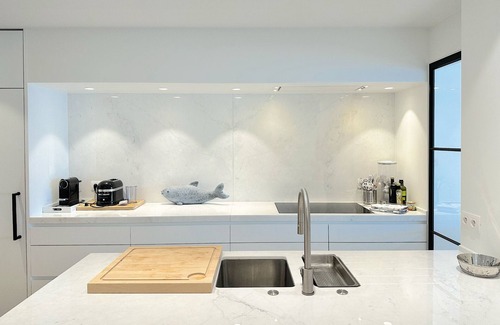Albertstrand Apartment | Elegant Design Apartment with Breathtaking Sea Views