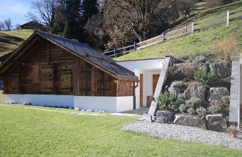Goldswil House | Luxurious design Chalet with stunning views in Grindelwald - full privacy!