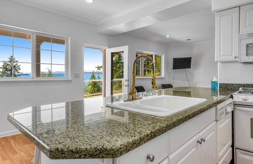 Blaine House | Pet-Friendly Water-View Retreat with Private Beach Access