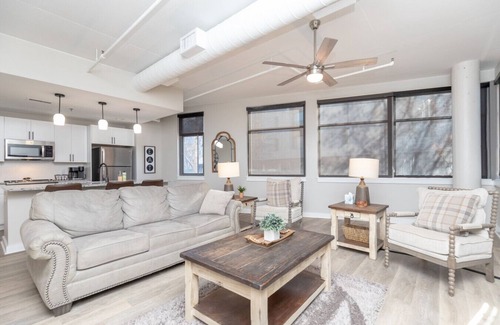 Rolling Mill Hill Condo | Stylish Downtown 1 Bedroom with Pool and Scenic Views