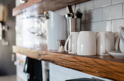 Sheridan Condo | Downtown Loft: Family-Friendly Retreat with Breakfast Included