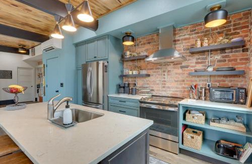 Murphy Apartment | Elegant Downtown Loft with Child-Friendly Amenities