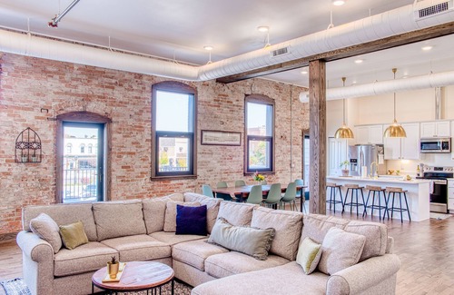 Owosso Apartment | Top-Rated Downtown Owosso Loft with Family-Friendly Amenities