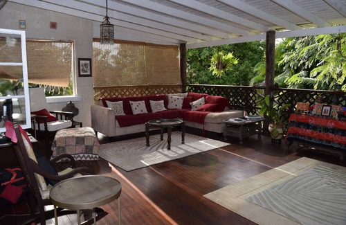 Pine Gardens House | Eco-Friendly Vegetarian Suite with Ocean View in Hummingbird