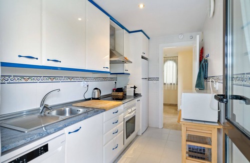 Castillo de Sabinillas Apartment | Bright Apartment on Costa del Sol with Oceanfront Views