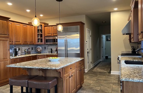 Lewisberry House | Exceptional Four-Bedroom Home with Private Jacuzzi & Spa