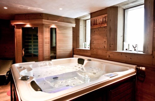 La Roche Ski Chalet | Luxurious chalet with private Spa and Sauna