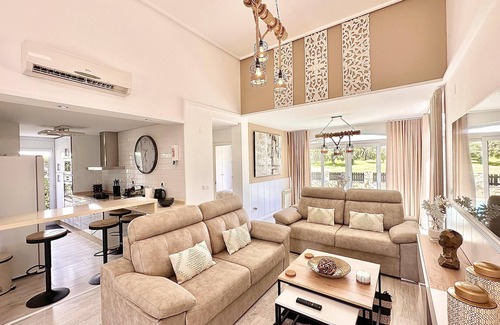 Torre-Pacheco Villa | Elegant Frontline Golf Villa with Pool Near Mar Menor