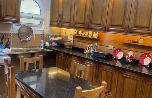 Al-Waili Villa | Modern Villa with Spa, Hot Tub & Family-Friendly Comfort