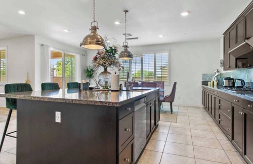 Fontana House | Elegant Retreat on Curry Pl with Pet-Friendly Amenities