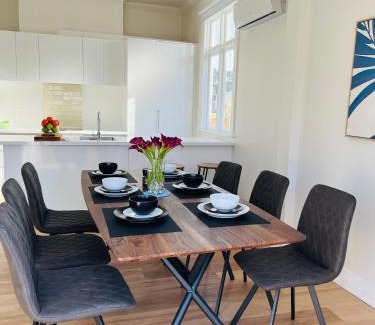 Saint Kilda House | Beautiful Beachside Retreat with Ocean Views & Family Fun