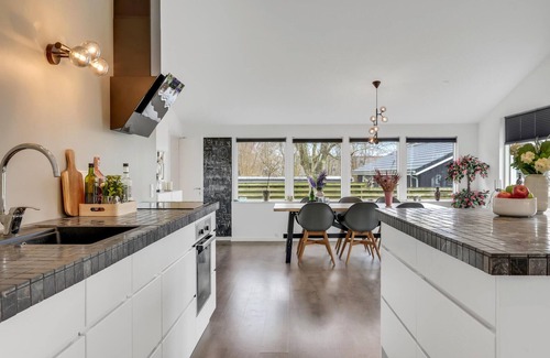 Olsted House | Modern Vacation Home with Spa by the Roskildefjord