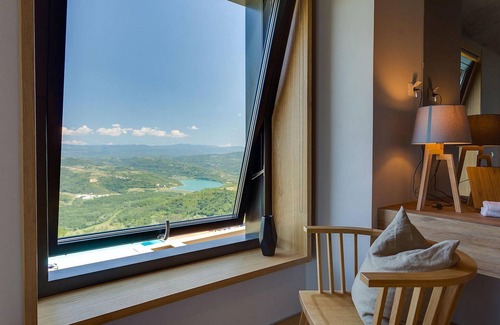 Zamask House | Enchanting Villa Vista: Your Dream Vacation Awaits!