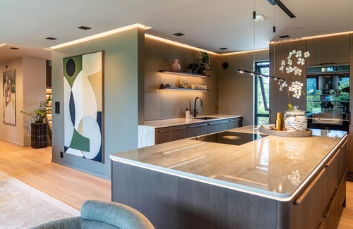 Arna House | Luxurious home in Ytre Arna with WiFi