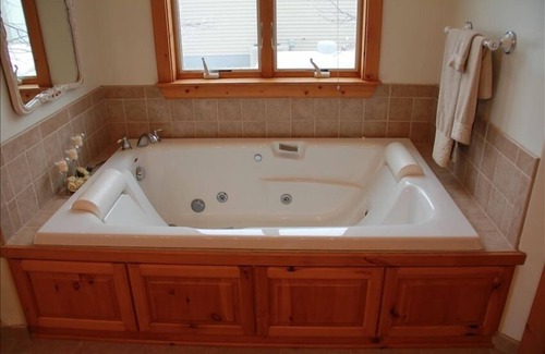 Sauk Centre House | Scenic Lake View Retreat with Spa and Fireplace